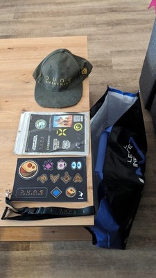 Level Infinite / Dune Awakening: Sticker, Cap, Merch Gamescom 2025