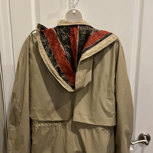 Totes Khaki Rain Jacket with Detachable Hood size M - Picture 7 of 7