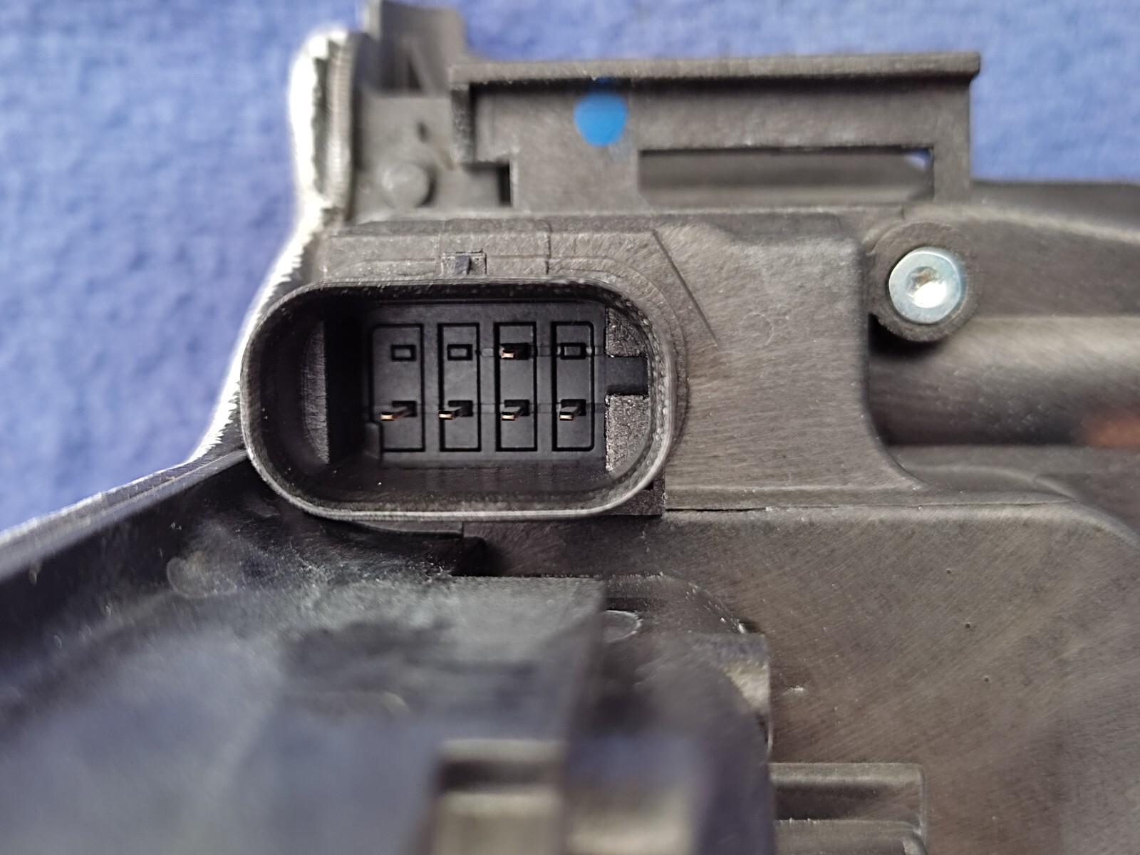 NEW BMW OEM DOOR LOCK, REAR LEFT ZS 51227477697, 7477697, | eBay