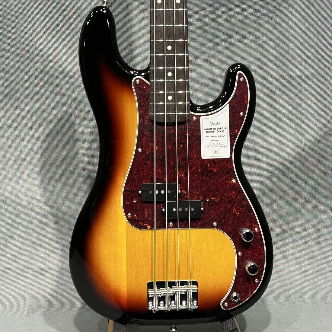 ベース fender Made in Japan Traditional 60s Electric Bass Guitar Fender Japan Traditional II 60s
