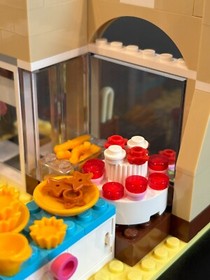 LEGO FRIENDS: Downtown Bakery (41006) - Pieces, all minifigures, retired