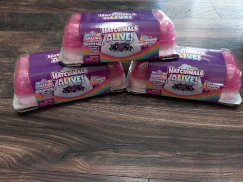 Hatchimals Alive! Rainbow Splash Egg Carton, 5 Eggs and 10 Accessories