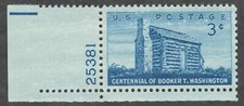 US. 1074. Log Cabin. Booker T. Washington (1856-1915) Black Educator. Pl#. MNH.