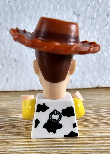 Lego Toy Story Minifigura Woody Torso y Cabeza 7590 - Imagen 3 de 4