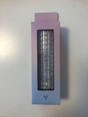 SEVENTEEN OFFICIAL LIGHT STICK 3 未開封 SEVENTEEN OFFICIAL LIGHT STICK VER.3 w/ Tracking, Bag, Strap