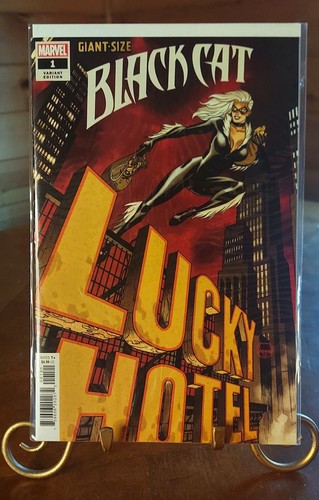 MARVEL BLACK CAT #1 Various Editions LOT 3 - Picture 2 of 3