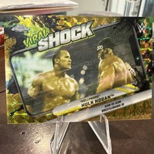 2026 Topps Chrome WWE Viral Shock “Hollywood” Hulk Hogan Gold Geometric /50
