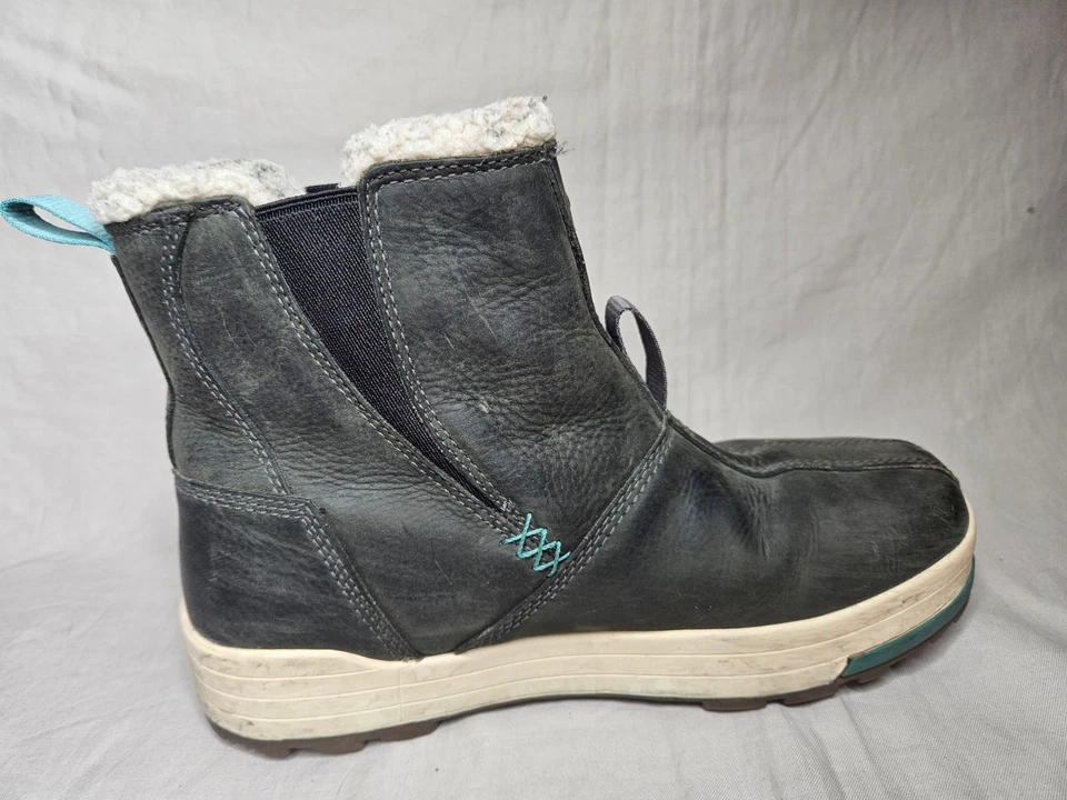 Keen Chelsea Mid Snow Boots Shoes Womens 7.5 Green Leather Waterproof Pull On - Image 3 of 4