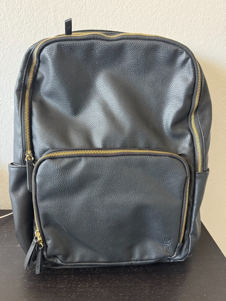 big makeup travel bag Available for sale in the United States only.Large Makeup Train Case with a Large Makeup Travel Bag for Hairstylist