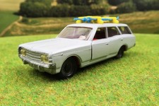 Siku V 272 Opel Rekord Caravan mit Ski + Stö...