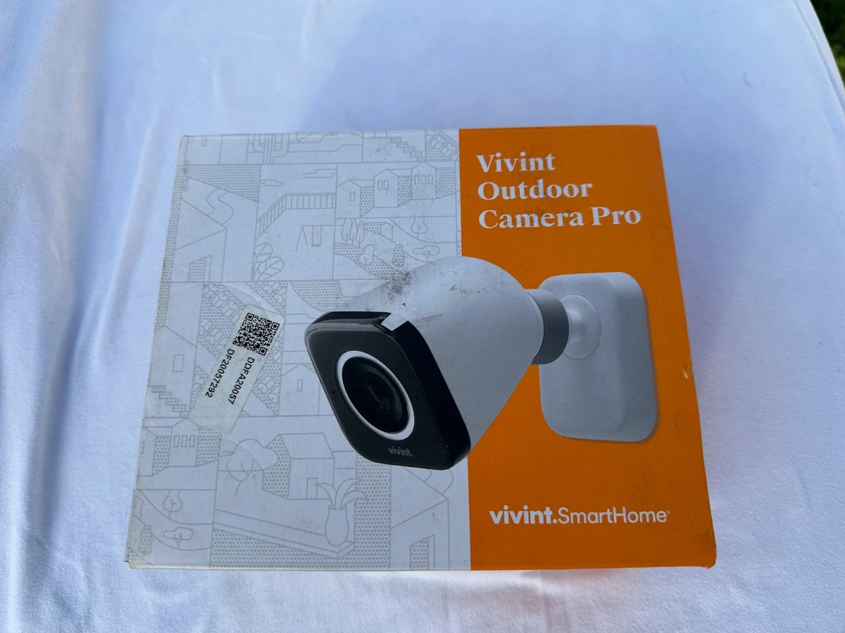 Vivint 1080p (FHD) Maximum Resolution Home Security Cameras for