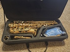Eastar EAS-II Alto Saxophone Gold Very Good Condition with Case and Accessories