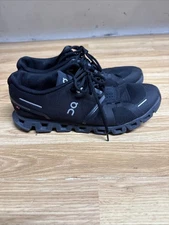 Women's Size 10 - On Cloud 6 Triple Black Running Shoes