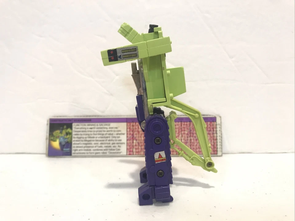 G1 SCAVENGER CONSTRUCTICON TRANSFORMERS VINTAGE 1984 TAKARA ORIGINAL - Image 4 of 4