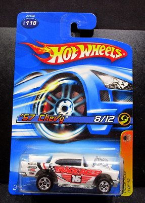 Hot Wheels 2006 '57 Chevy - - Classic American automobile