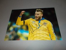 Andrij Jarmolenko Ukraine  BVB  signiert signed Autogramm auf 20x28 Foto 