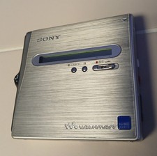 Sony MD Walkman MZ-NH1 Player Hi-MD USB Record/Playback Device. Pre-owned Great