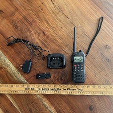 West Marine VHF 160 Floating Submersible 2-Way Marine Radio With Charger Tested