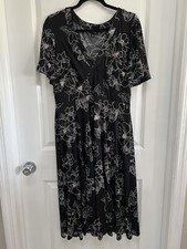 Torrid Jersey Knit Plus Black White Floral Midi Dress Size 1