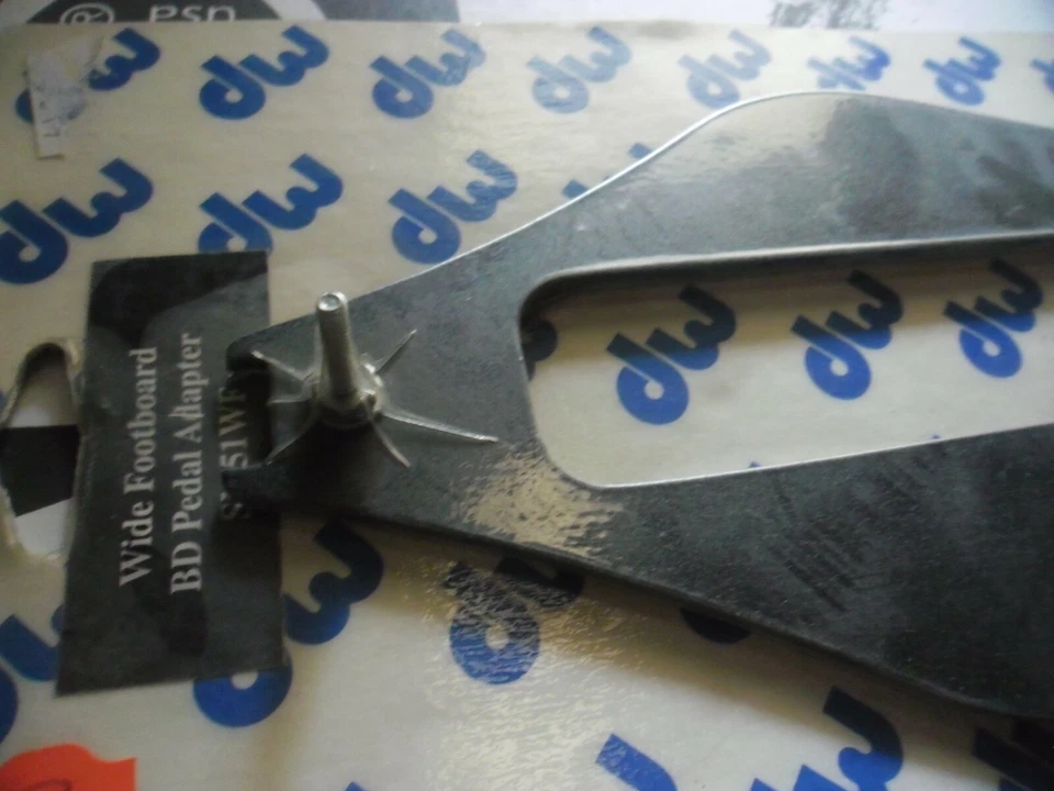 DW WIDE FOOTBOARD BD PEDAL ADAPTATER.SM51WF. - Photo 2/3