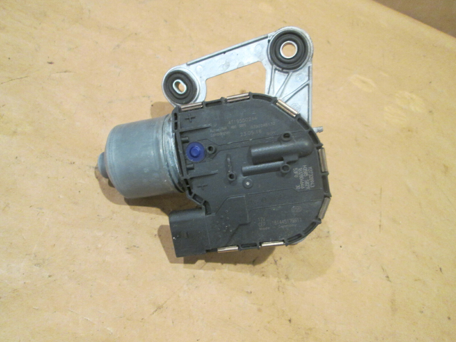 Lamborghini Huracan LP580,LP610 LH Windshield Wiper Motor  P/N 4T1955024A