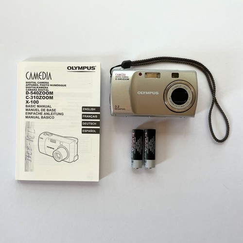 Olympus Camedia D-540 Zoom Digital Camera 3.2MP + User Manual *WORKS*