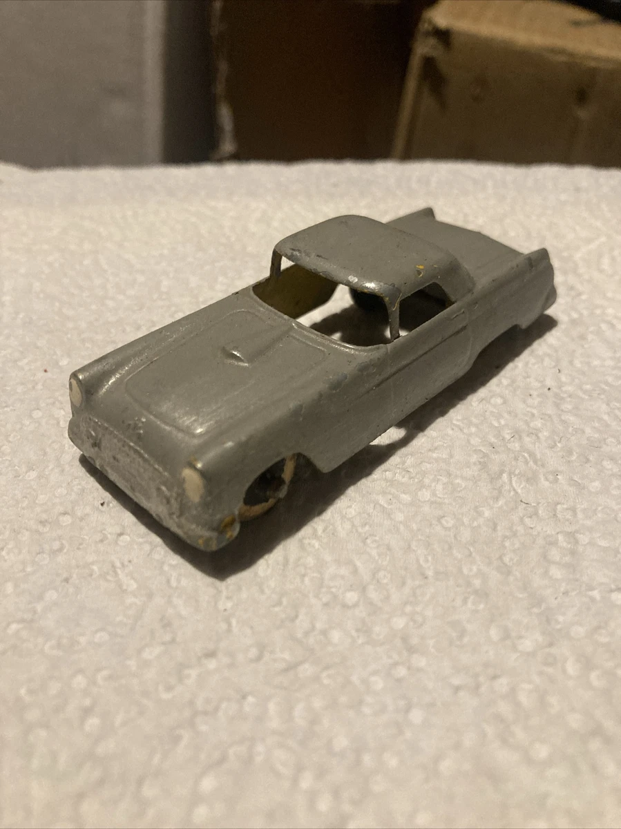 Remorqueur miniature en tôle, années 1960, Japon | €431