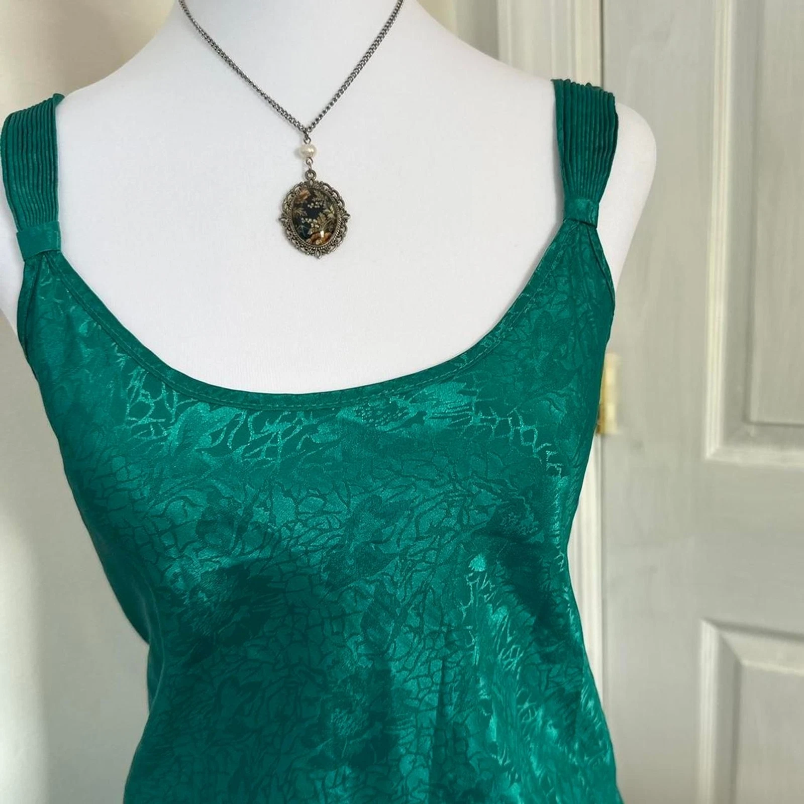 UNDERCOVER Abito slip verde mini lunghezza