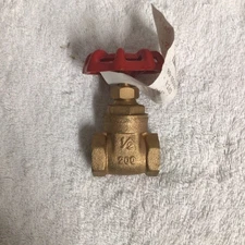 New AMC 1/2" Brass Gate Valve 40010-08, Threaded, 200 PSI GVT-8