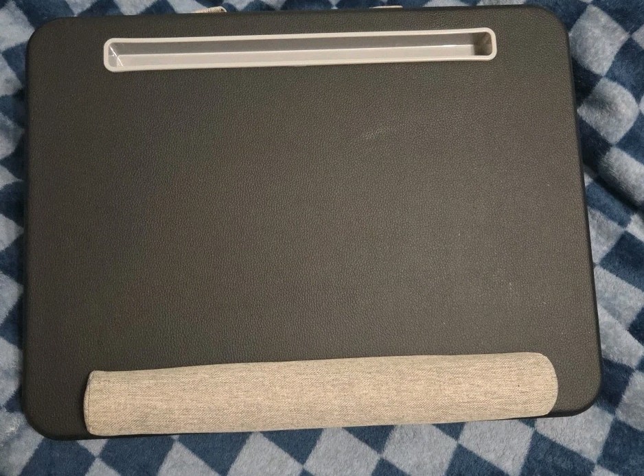 Adjustable Laptop Lap Desk with Adjustable Cushion Fits up to 17x12.5x3.5"Laptop