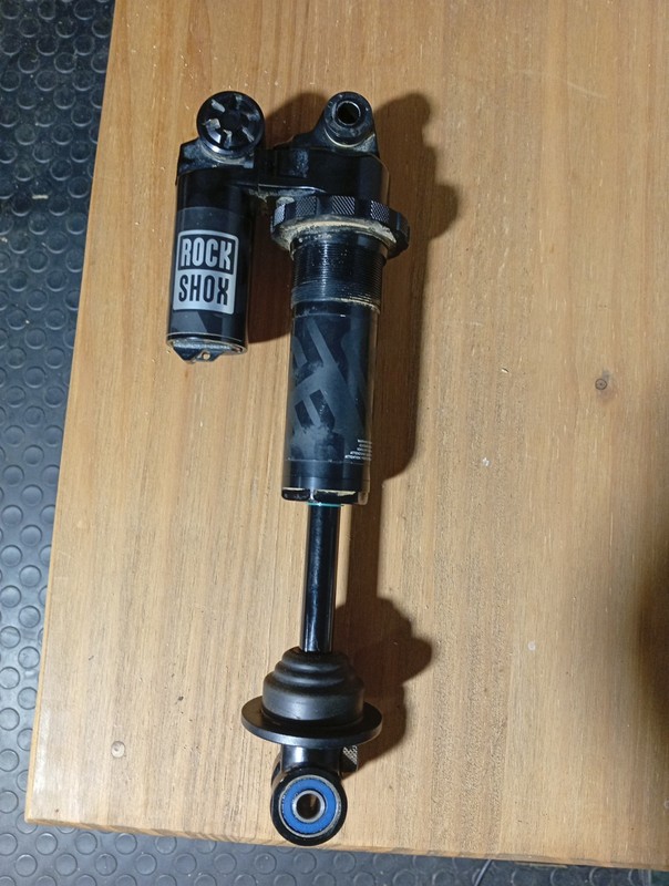 2023 Rockshox Super Deluxe Ultimate Coil 250x75mm