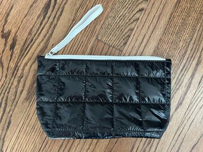 IPSY Quilted Glam Bag Puff Black Nylon Lightweight Black Quilted New