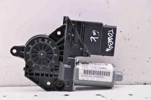 VW TOURAN 1T3 Fensterhebermotor hinten links 5K0959703A 2.0 Diesel 31668203