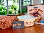 PYREX 'Bake N Carry' aka Trailing Flowers, #475 Casserole w. Warmer NIB