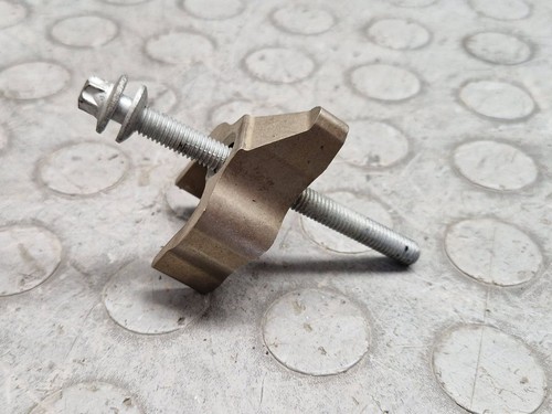 BMW X3 F25 2014 Diesel Halterung Einspritzdüse Injektor 7809798 Diesel