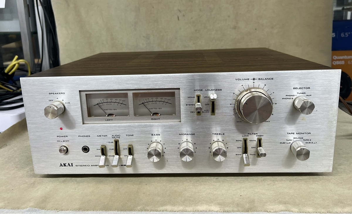 【激レア】AKAI コンパクトカセットプレイヤー PM-R1昭和レトロ 激レア】AKAI コンパクトカセットプレイヤー PM-R1昭和レトロ