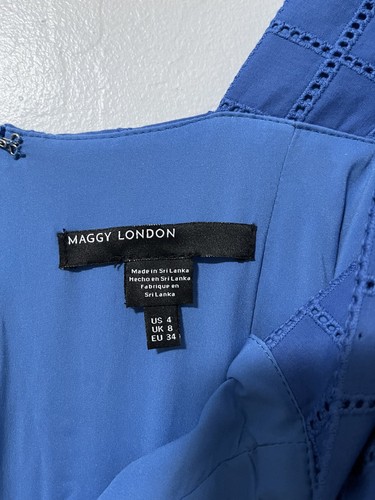 Maggy London Eyelet Pattern Square Neck Mini Dress Size 4 Denim Blue Tiered NEW - Picture 4 of 7