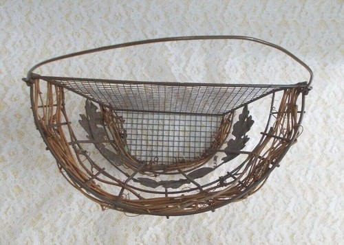Decorative Autumn/Fall Leaves Wire Basket 9-1/2" Wide x 4-1/2" Deep x 6" Tall - Picture 5 of 6