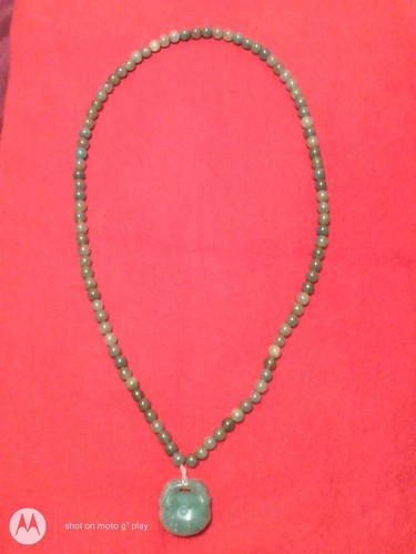 Green Jade Carved Pendant with Beaded jade Necklace 20" - Picture 5 of 8