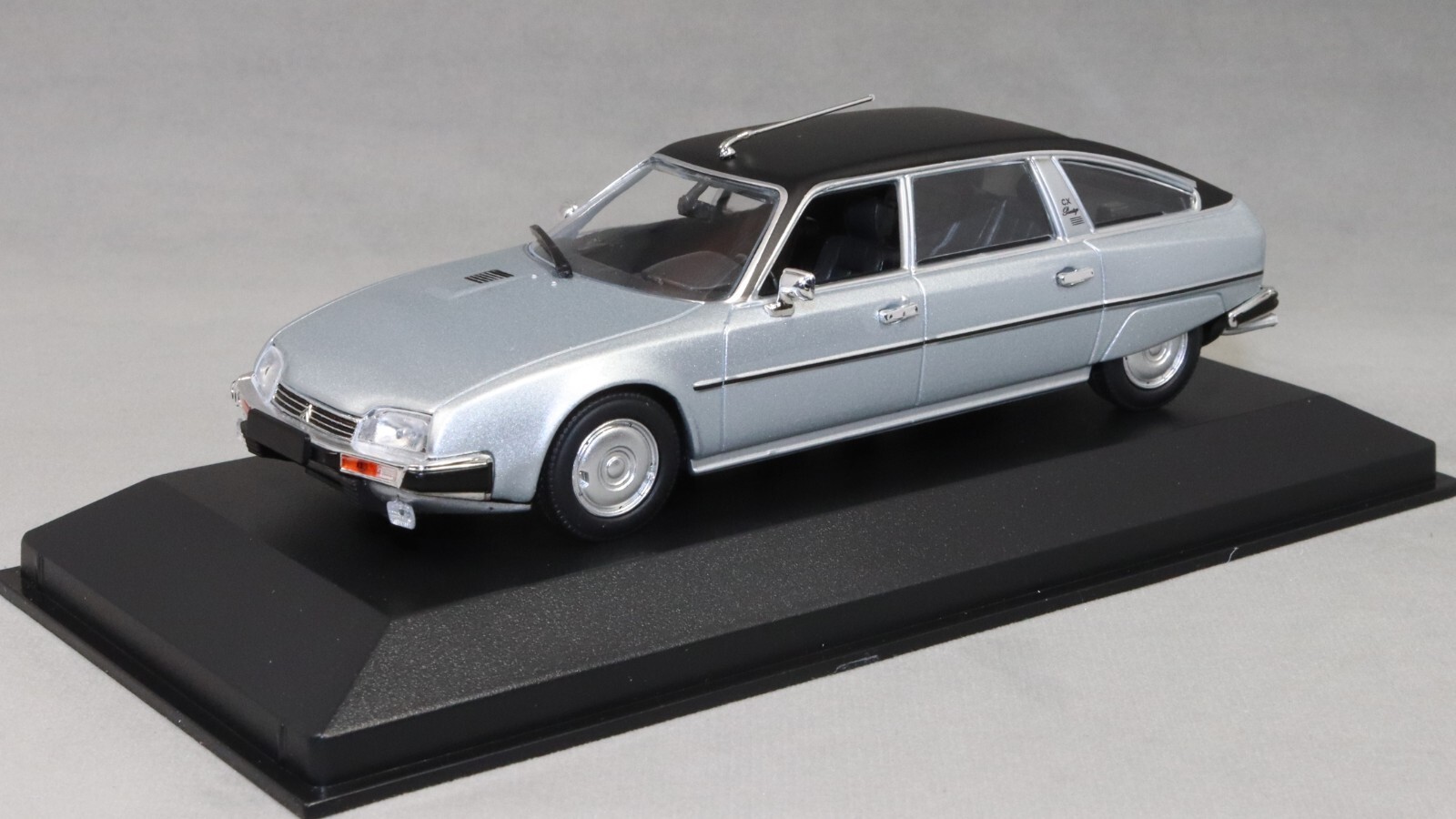 Minichamps Maxichamps Citroen CX Prestige in Silver Met 1982 1 940111400 1/43NEW