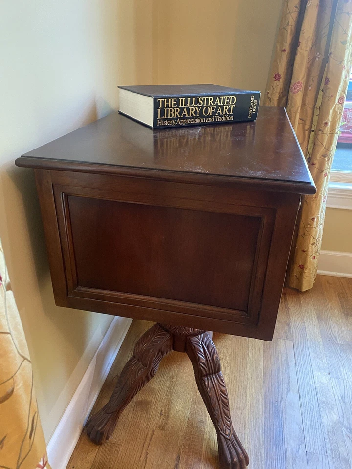 MUEBLES MARTHA STEWART SIGNATURE™ con BERNHARDT Foto 3 de 3