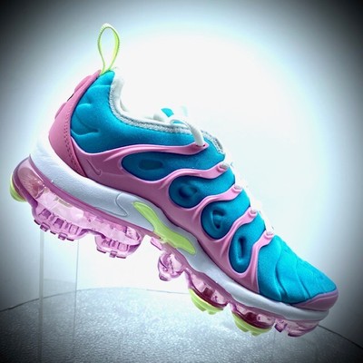 unicorn nike vapormax plus