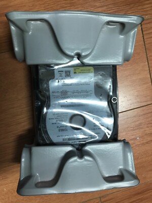 One pair 2.5'' Hard Drive Shipping foam or Storage Kit - for 2.5'' HDD PN#6520337