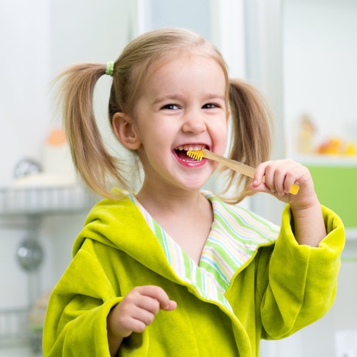 Juego de 5 cepillos de dientes de cerdas suaves de carbón de bambú para niños pequeños - Imagen 11 de 12