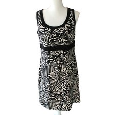Chaps Women's Black & White Floral Print Sleeveless Zip Back Dress Size 10