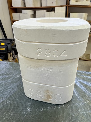 VINTAGE KIMPLE CERAMIC MOLD #2933 & #2934 BEEHIVE/BASE - Picture 10 of 13