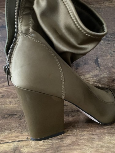 Nine West Khaki Grün Stiefel Größe 9 - Bild 2 von 4