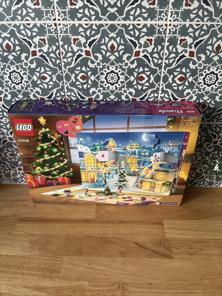 NEW LEGO Friends Christmas Advent Calendar 2025 #42668 237 PCS - Image 2 of 4