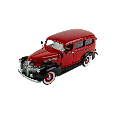 Danbury Mint 1946 Chevrolet Suburban 3106 Model DP 1:24 Scale