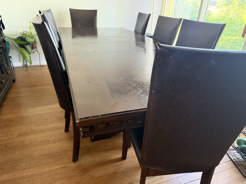 dining room table set 8 chairs used